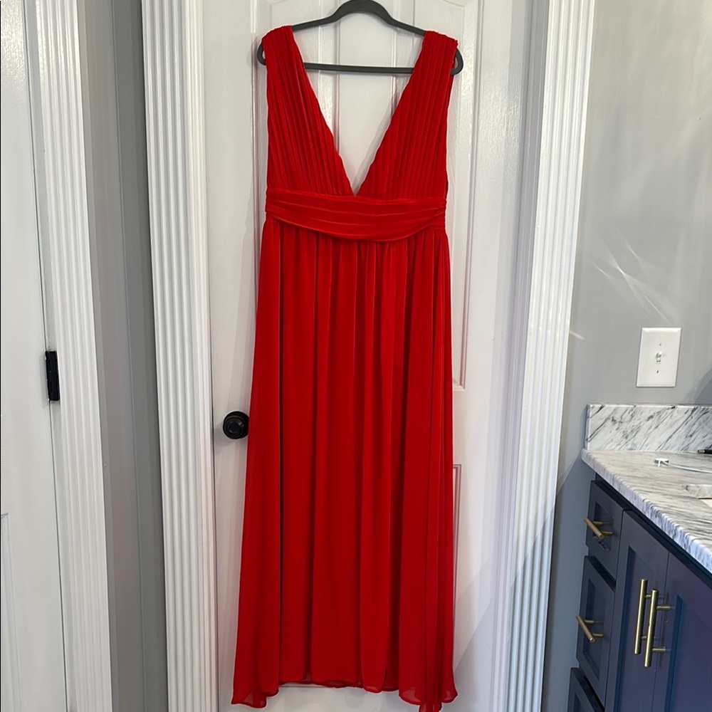 Elegant Red Backless Plunge Neck Gown
